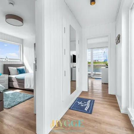Schwimmendes Haus - An Bord Zwei Ferienhaus